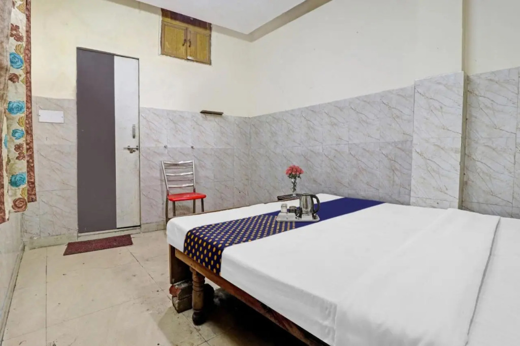 Дехрадун: SPOT ON 70248 Hotel Vishal