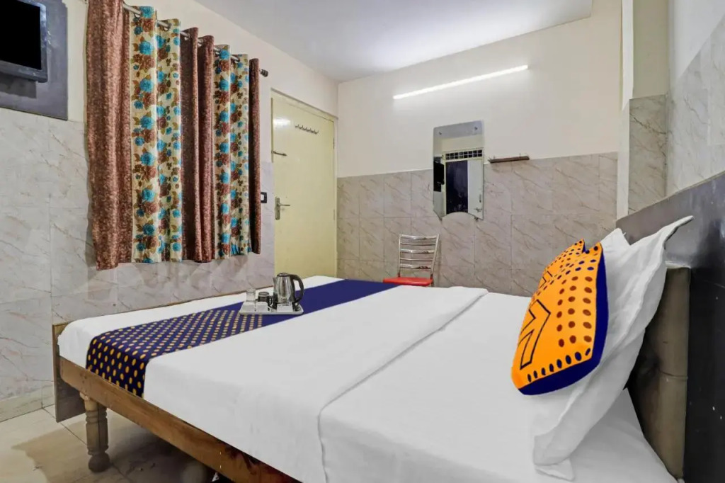 Дехрадун: SPOT ON 70248 Hotel Vishal