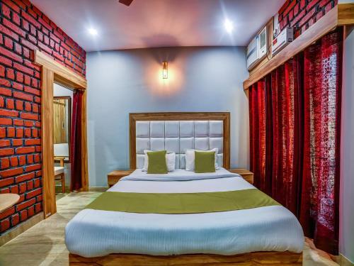 Массури: Sahastradhara RiverResort