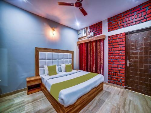 Массури: Sahastradhara RiverResort