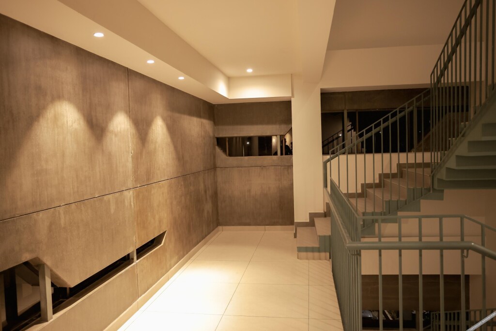 Перумал Ковил Пати: Hilux Courtyard