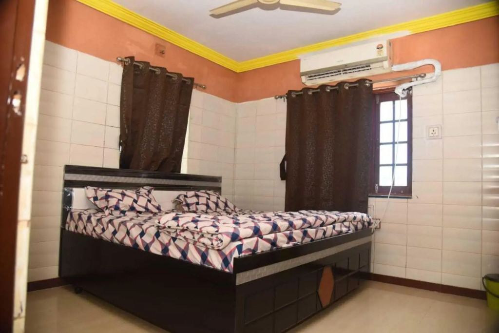 Вадодара: Oyo 700447 Hotel City Inn