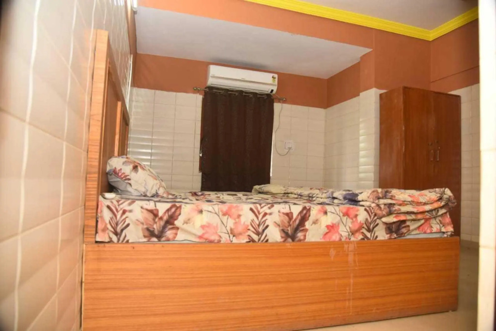 Вадодара: Oyo 700447 Hotel City Inn