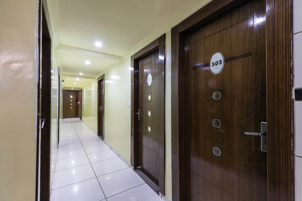 Ахмедабад: OYO 31911 Hotel Kanchan Palace