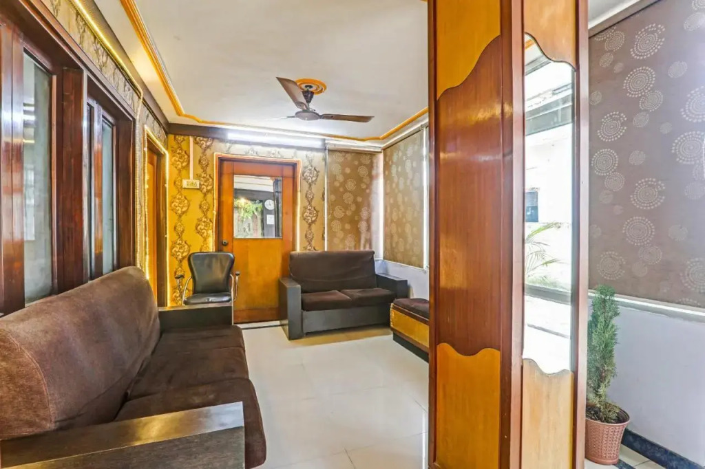 Варанаси: Oyo Flagship 70321 Hotel Ranjit