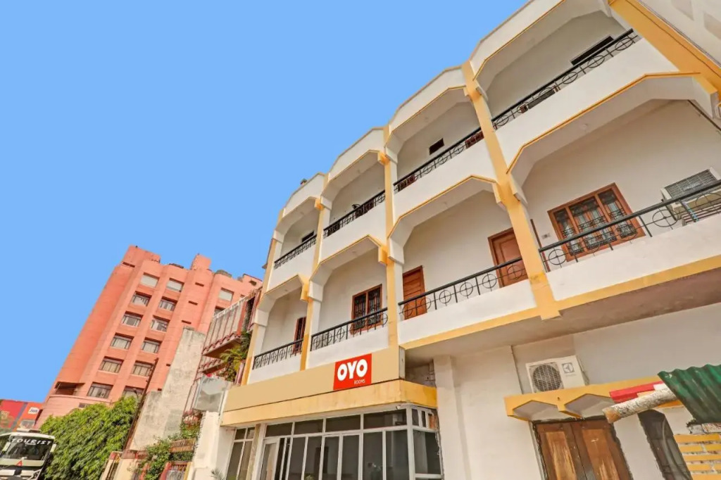 Варанаси: Oyo Flagship 70321 Hotel Ranjit