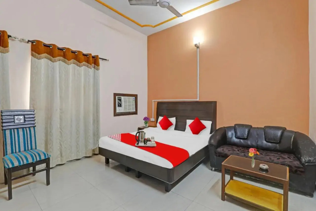 Варанаси: Oyo Flagship 70321 Hotel Ranjit