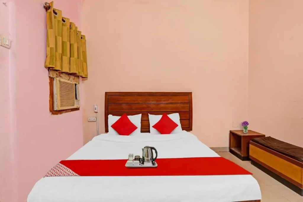 Варанаси: Oyo Flagship 70321 Hotel Ranjit