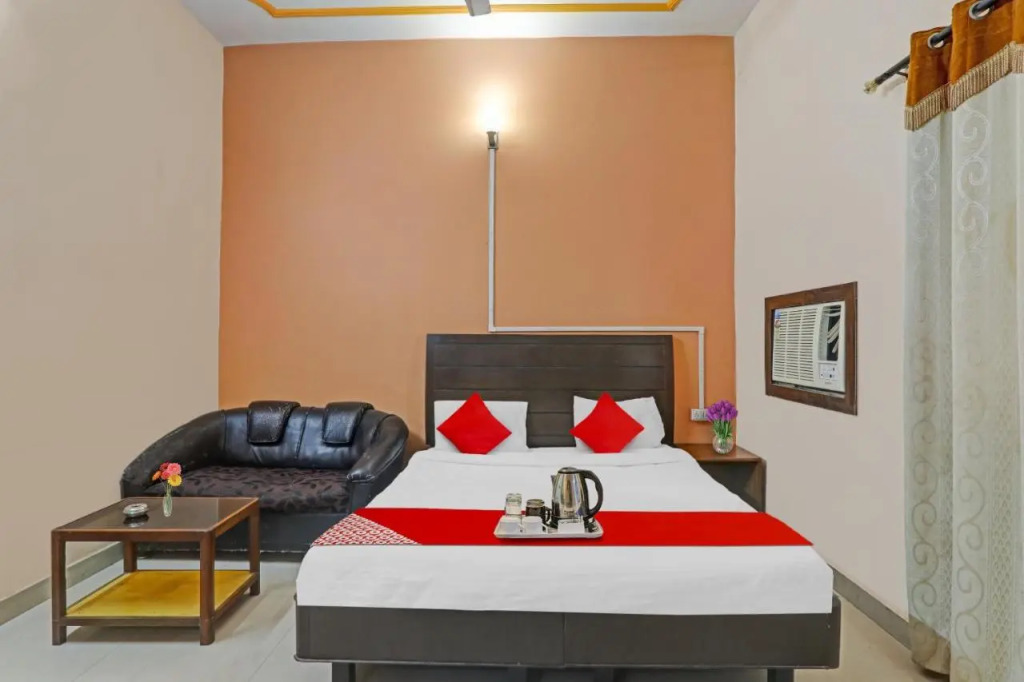 Варанаси: Oyo Flagship 70321 Hotel Ranjit