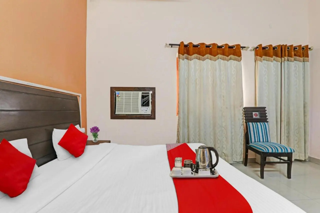 Варанаси: Oyo Flagship 70321 Hotel Ranjit