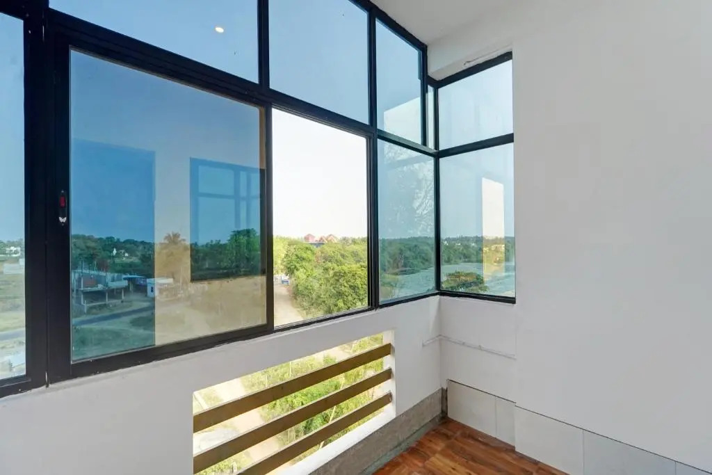 Eraniel: Hotel O Sri Sakthi Residency