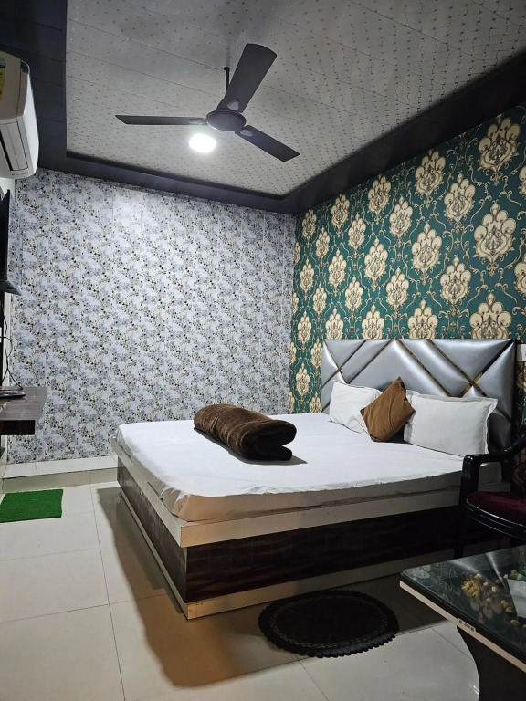 Горакхпур: Hotel Shanti Grand Inn