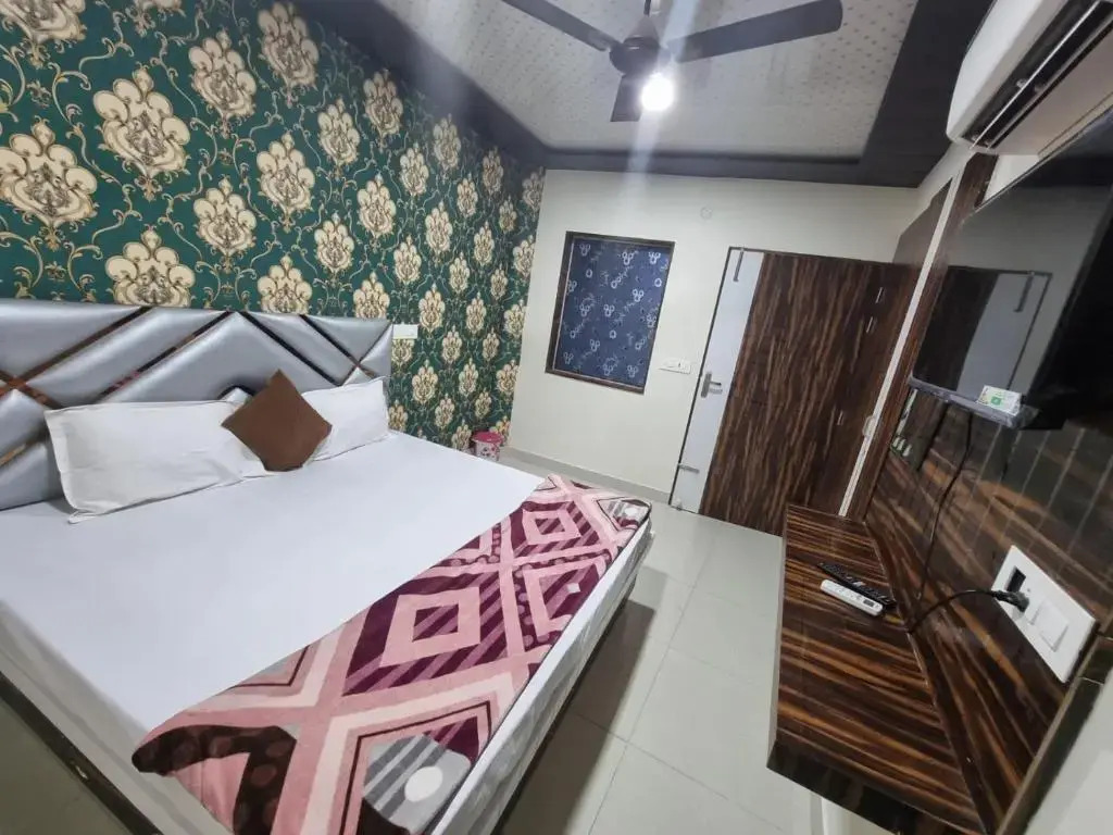 Горакхпур: Hotel Shanti Grand Inn