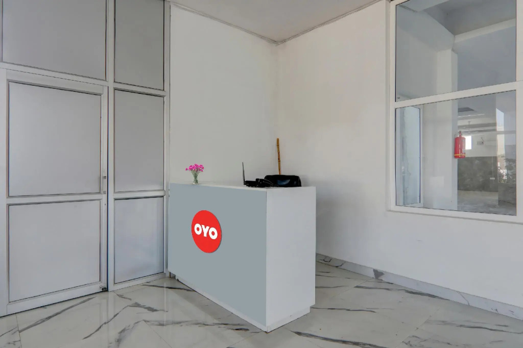 Лакхнау: Oyo 804920 Ck Inn