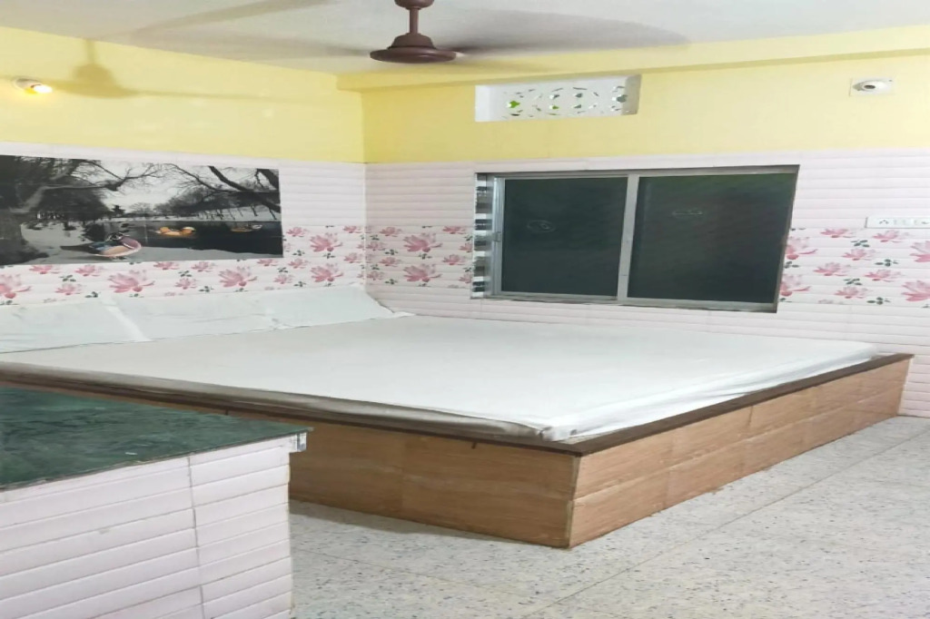 Пури: Spot on 82562 Hotel Shri Mandir