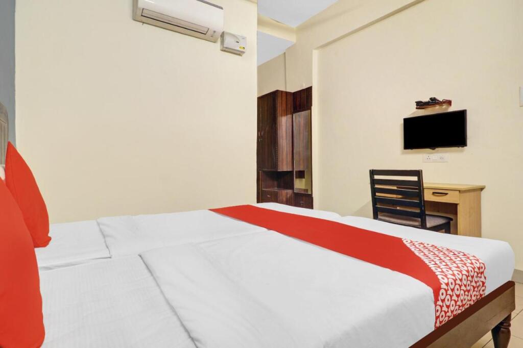 Секундерабад: OYO Flagship 80444 Hrr Hotels