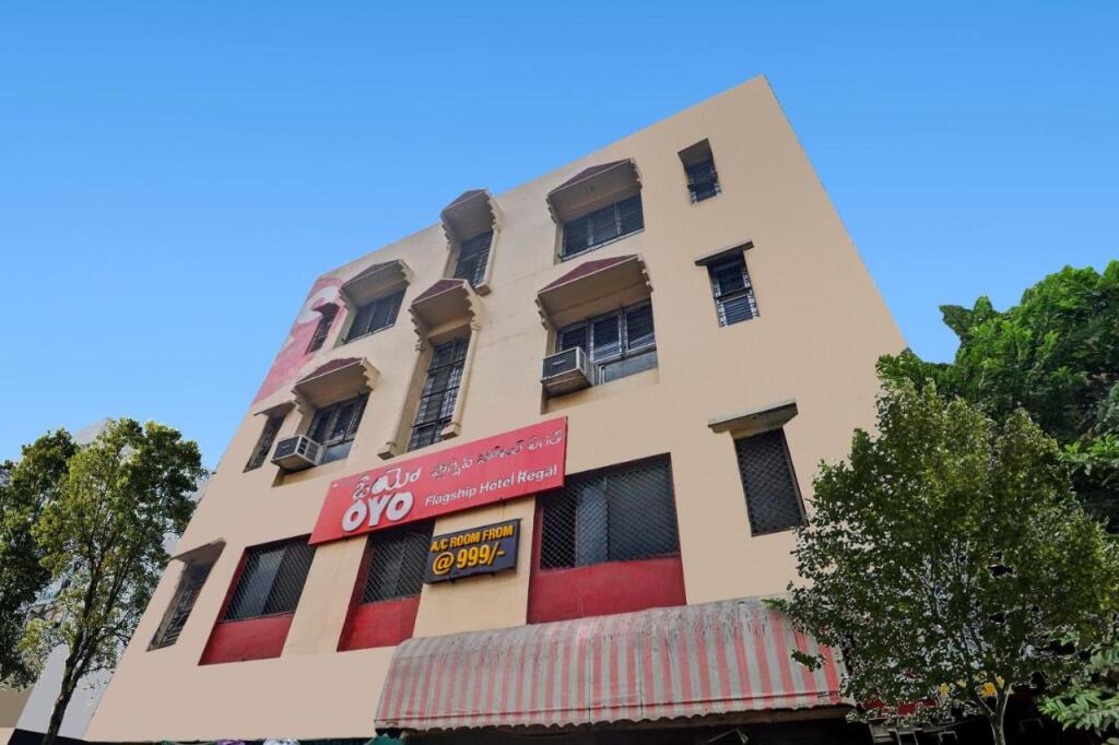 Секундерабад: OYO Flagship 80444 Hrr Hotels