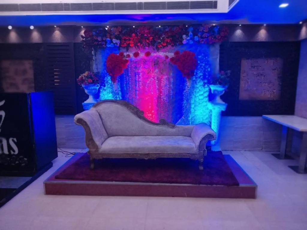 Газиабад: 5 Seas Hotel And Banquet