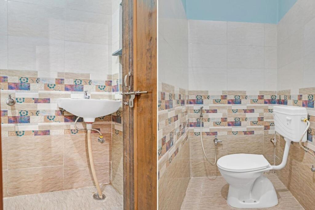 Варанаси: Oyo Flagship 80598 Aditya Guest House
