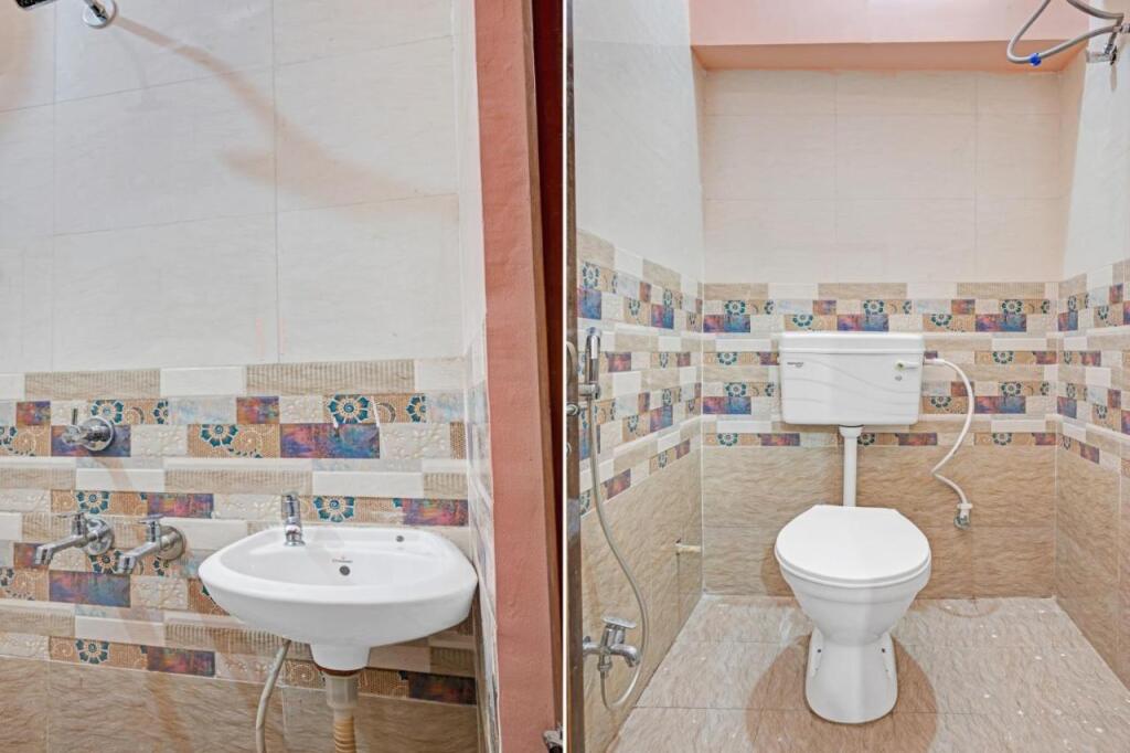 Варанаси: Oyo Flagship 80598 Aditya Guest House