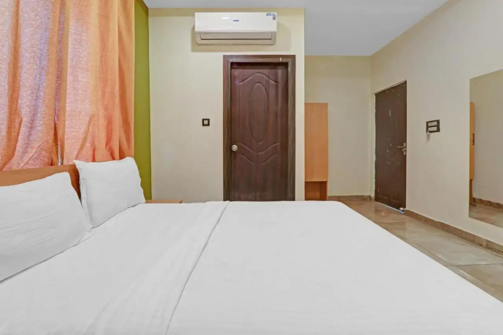 Лакхнау: OYO Flagship 80648 HOTEL DDS LAWN