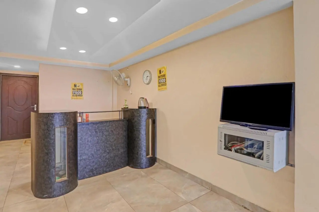 Лакхнау: OYO Flagship 80648 HOTEL DDS LAWN
