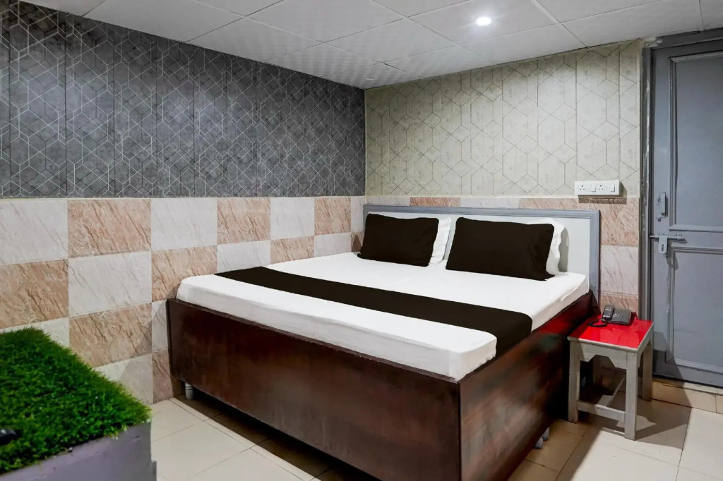 Большая Нойда: Hotel Anant by Wb Inn