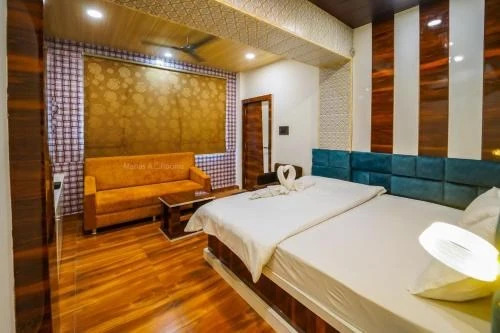 Ратлам: Manas AC Rooms