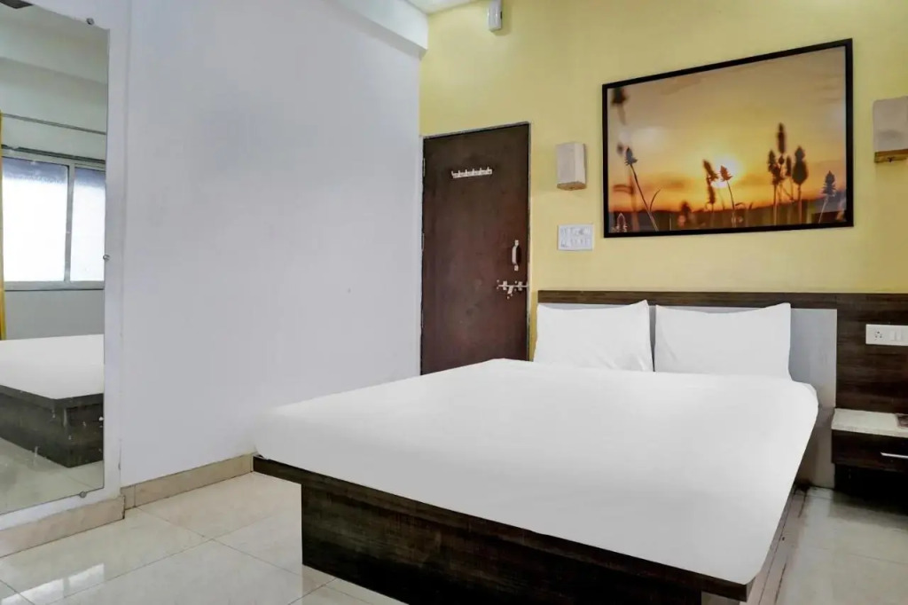 Пимпри-Чинчвад: Oyo Flagship 805751 Satnam Inn