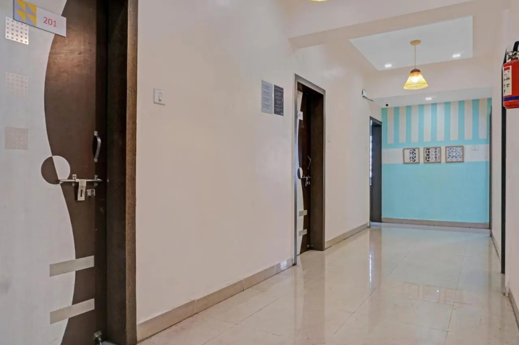 Пимпри-Чинчвад: Oyo Flagship 805751 Satnam Inn