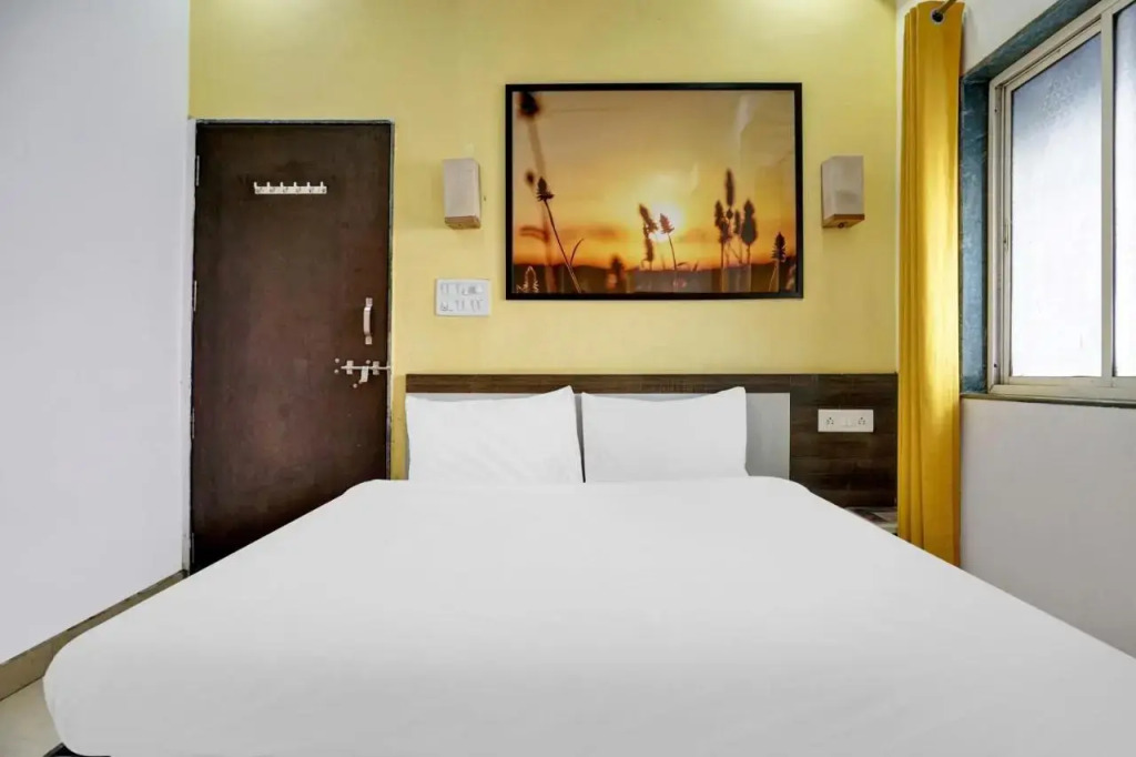 Пимпри-Чинчвад: Oyo Flagship 805751 Satnam Inn
