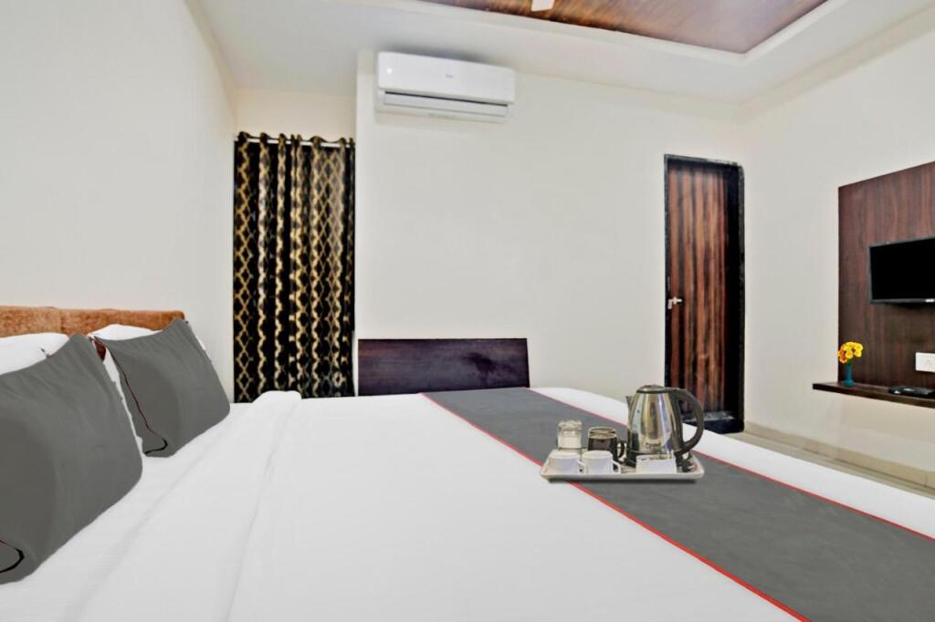 Индаур: Collection O 93104 Hotel Prime 26