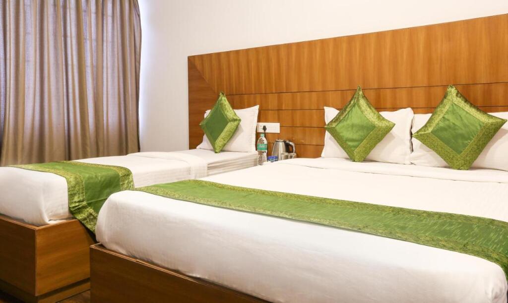 Ути: Treebo Skydale Inn & Suites With Mountain View