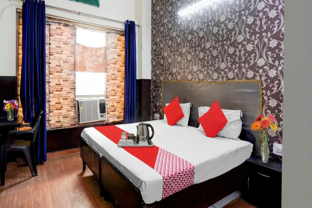 Нойда: Flagship 700838 Premium Hotel