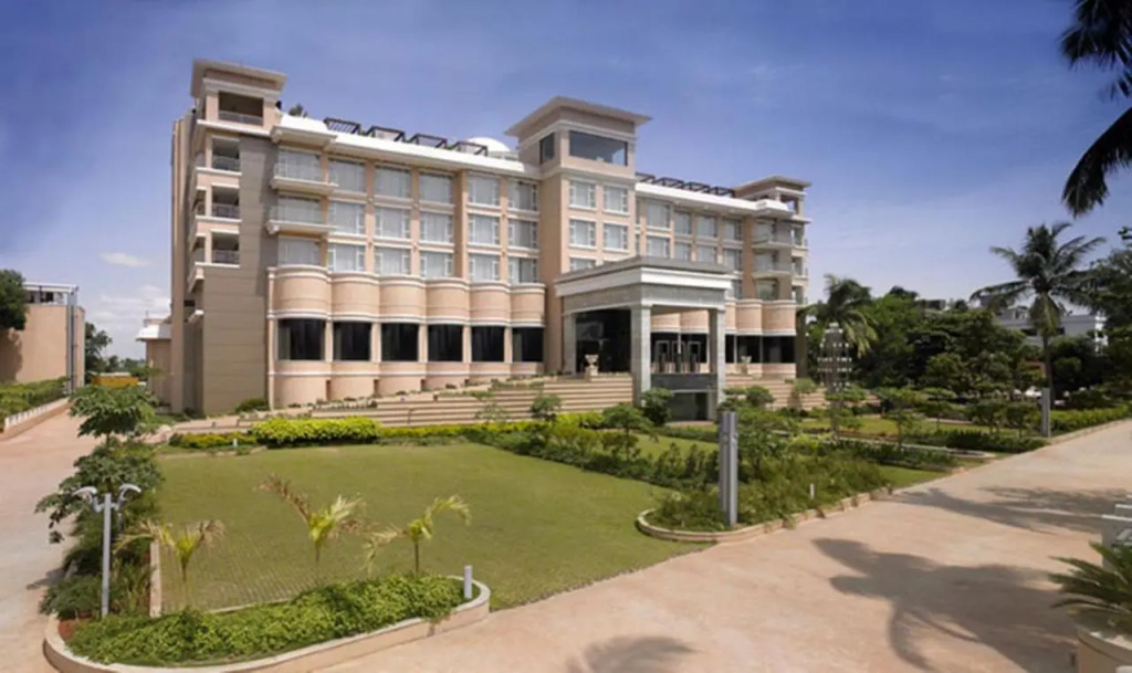 Хоспет: Royal Orchid Central Kireeti-HAMPI Hospet