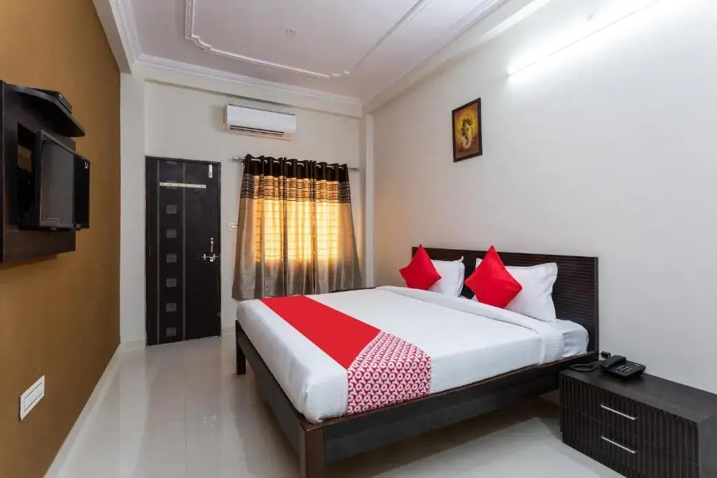 Бхопал: Om Gulmohar Avenue by Oyo Rooms