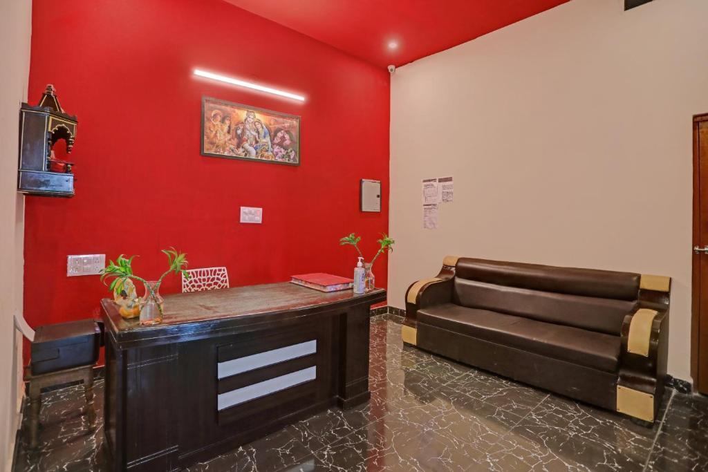 Большая Нойда: Flagship 87294 Pari Hotel