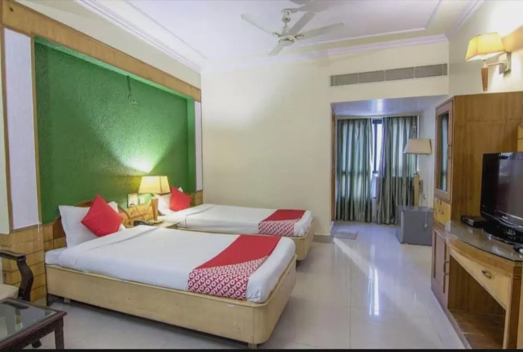 Патна: OYO 70244 Hotel Heaven
