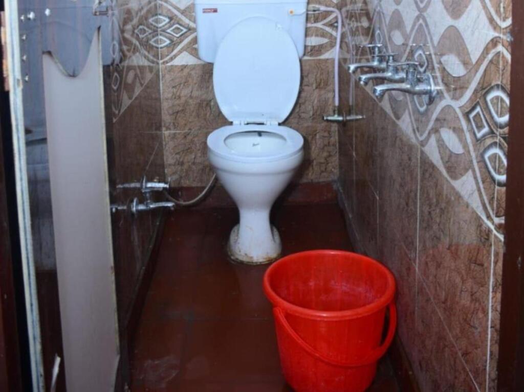 Мератх: Oyo 89044 Raa Inn Room