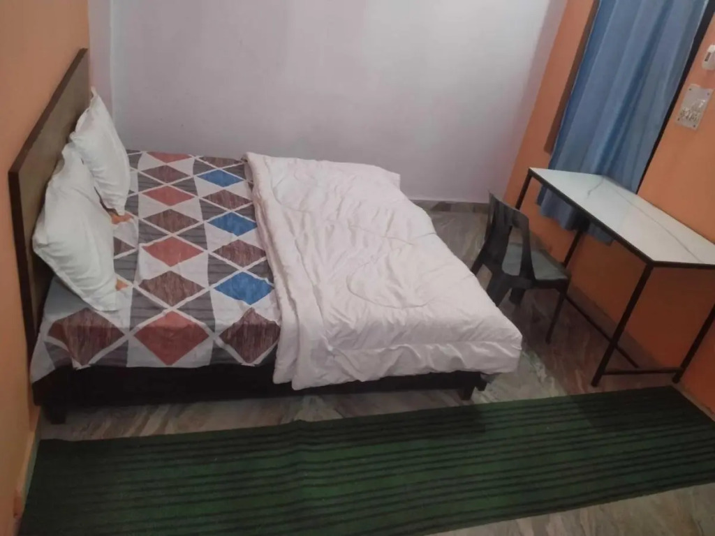 Мератх: OYO 80516J Hotel Red Rose Inn
