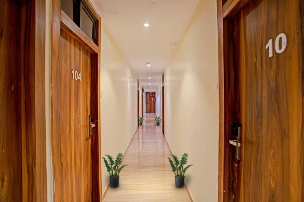 Мумбаи: Capital O 70120 Hotel Art Inn