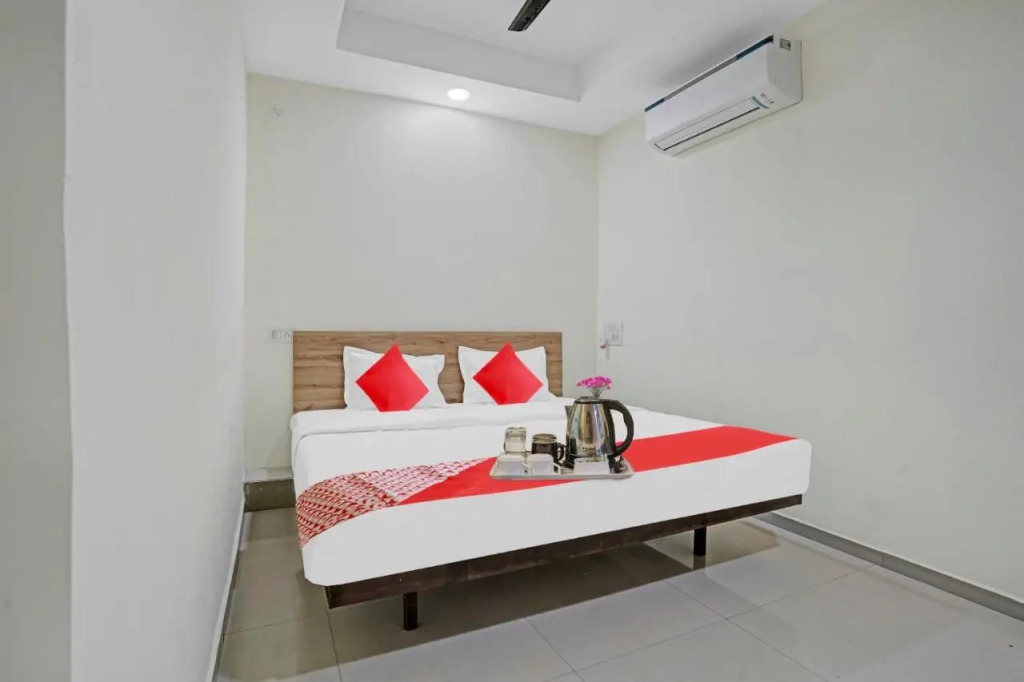 Нагпур: OYO Flagship 70132 Hotel Lemon Grass