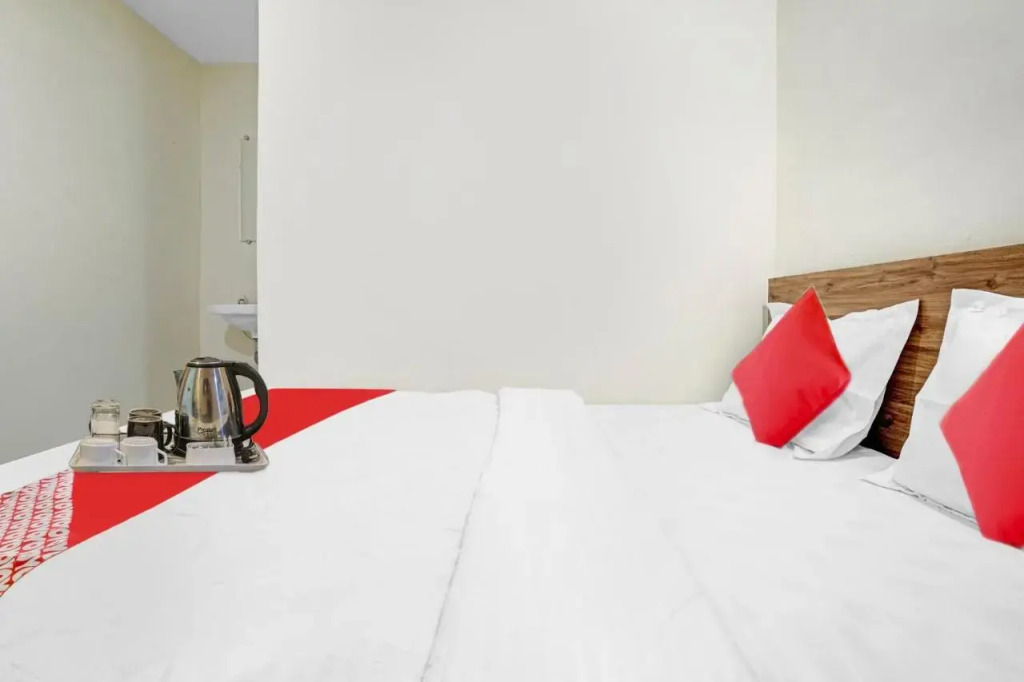 Нагпур: OYO Flagship 70132 Hotel Lemon Grass