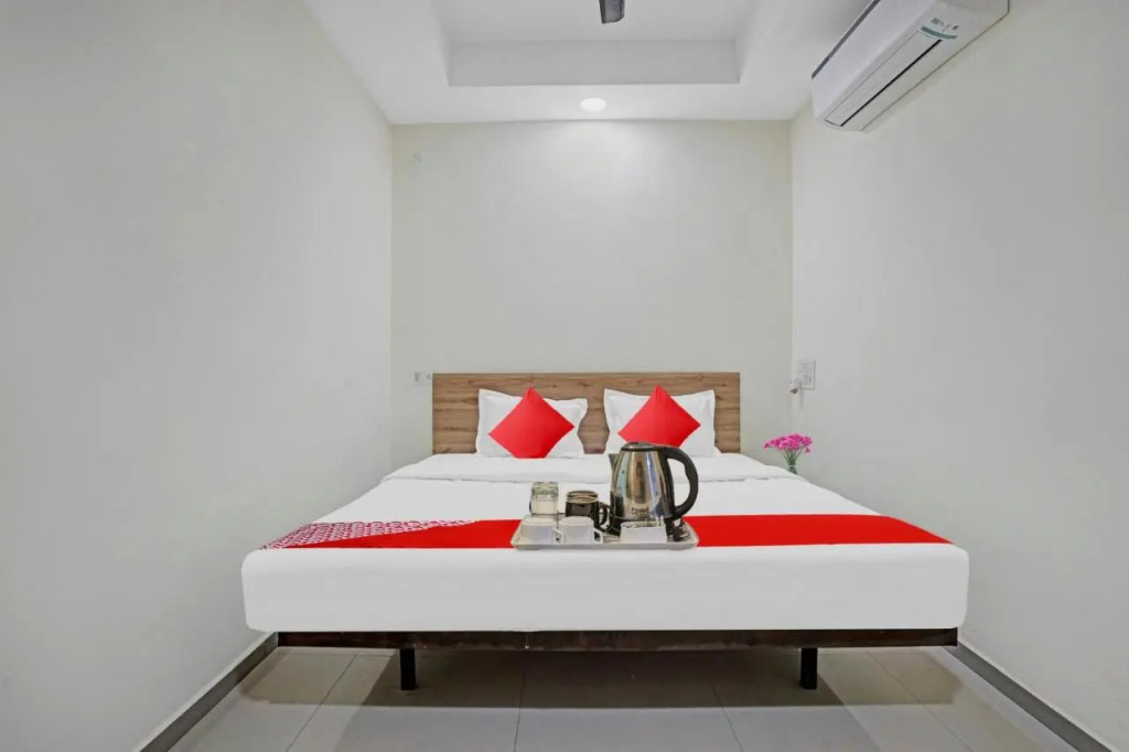 Нагпур: OYO Flagship 70132 Hotel Lemon Grass