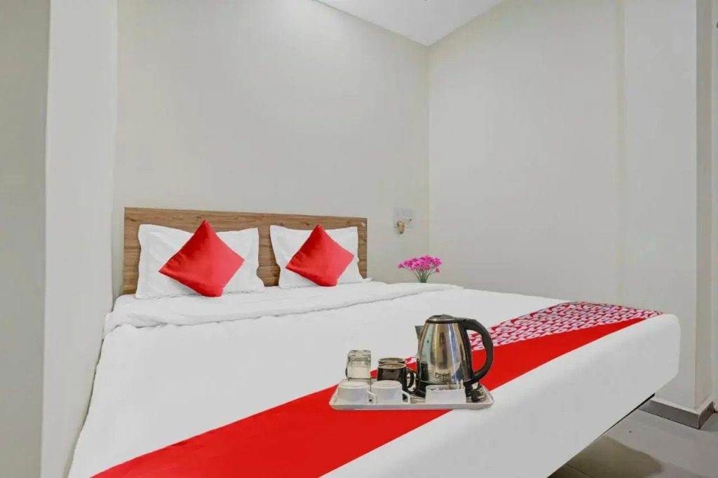 Нагпур: OYO Flagship 70132 Hotel Lemon Grass