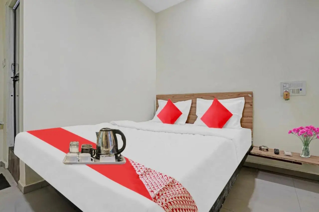 Нагпур: OYO Flagship 70132 Hotel Lemon Grass
