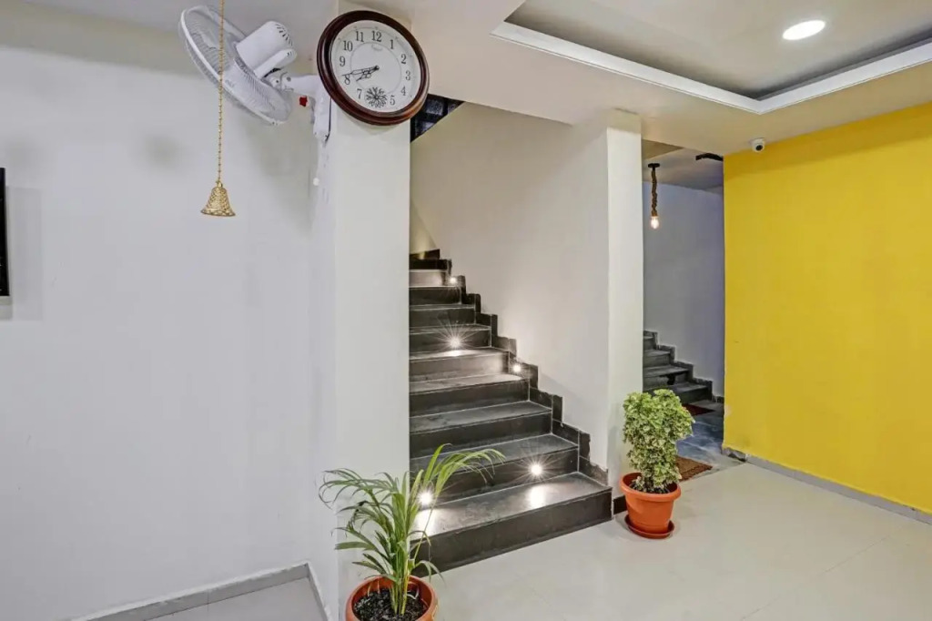 Нагпур: OYO Flagship 70132 Hotel Lemon Grass