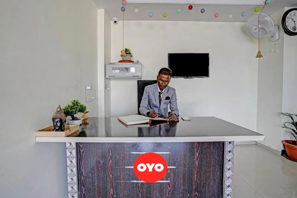 Нагпур: OYO Flagship 70132 Hotel Lemon Grass