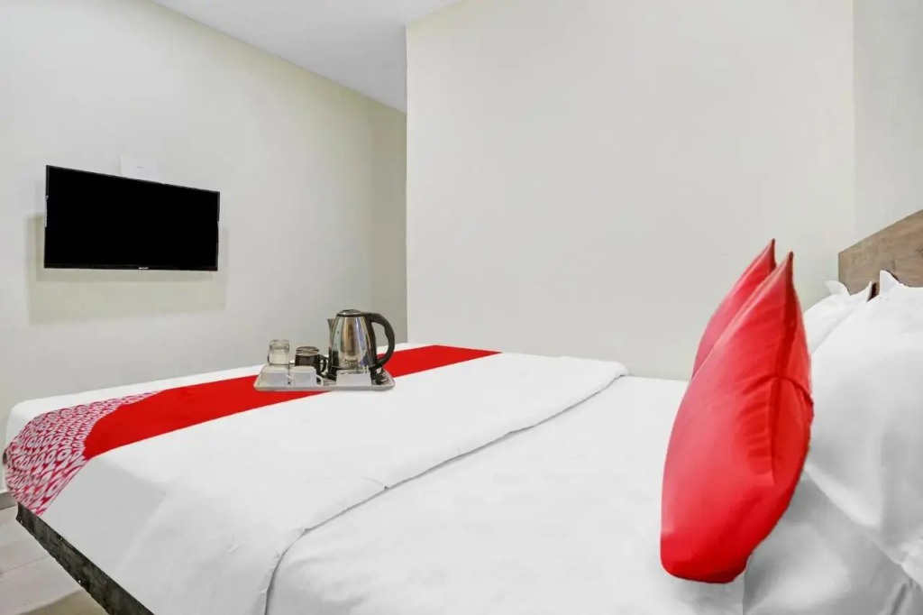 Нагпур: OYO Flagship 70132 Hotel Lemon Grass