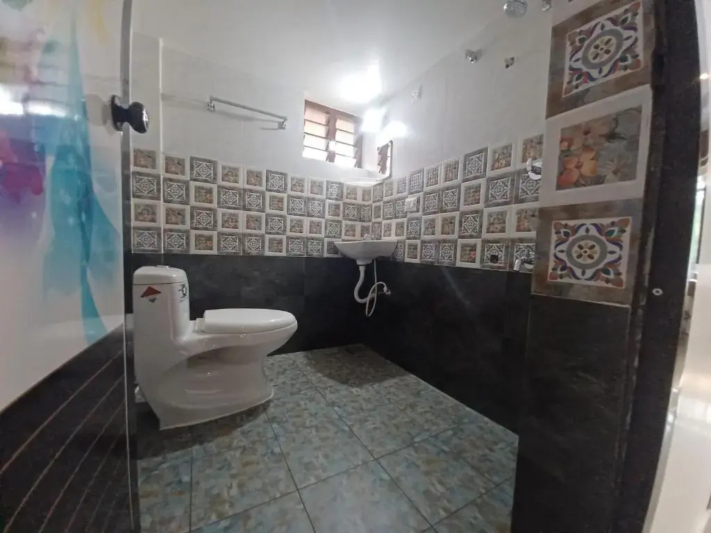Коллам: Jeena Motel